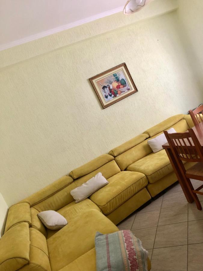 Appartamenti George Orikum Extérieur photo